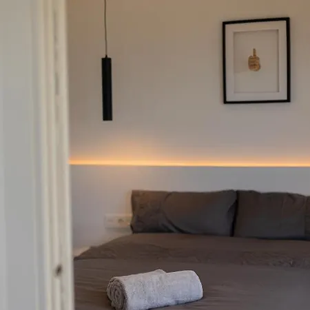 Amazing With Stunning Views Apartment