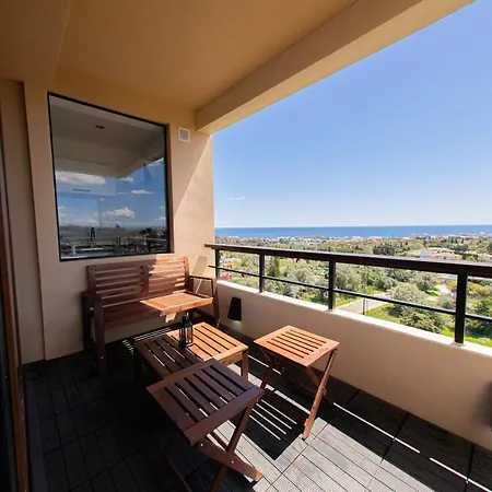Amazing With Stunning Views *